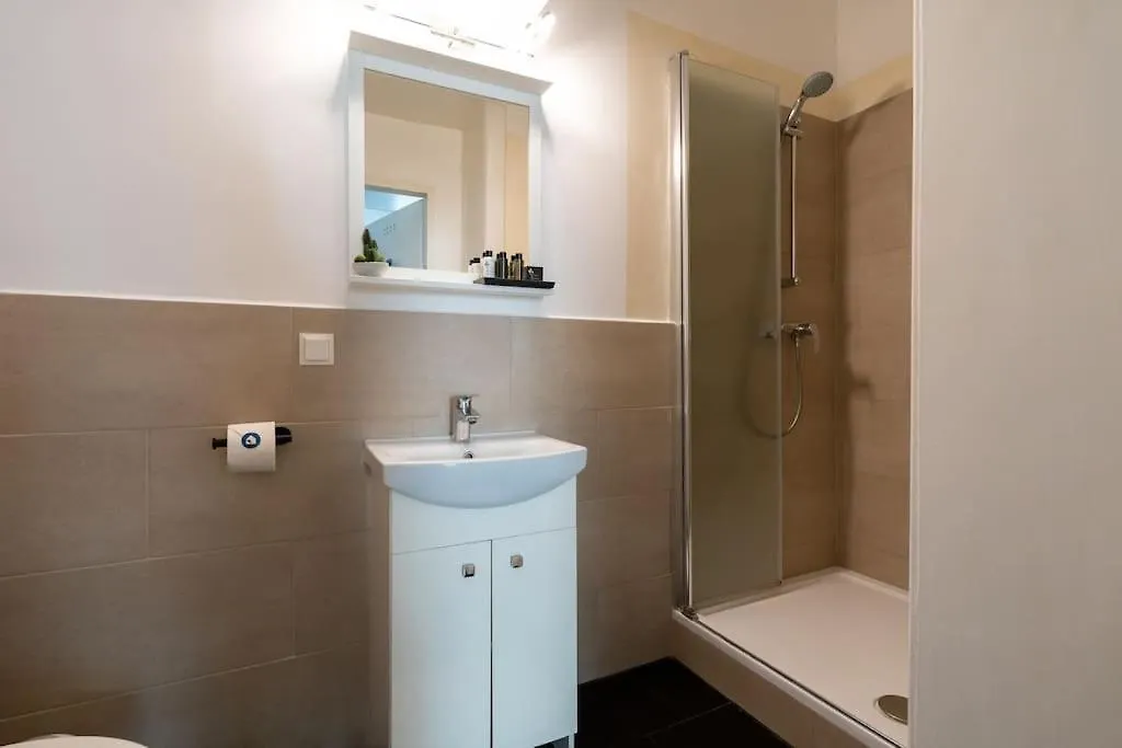 Sleek Studio By City Center By Hm Vienna